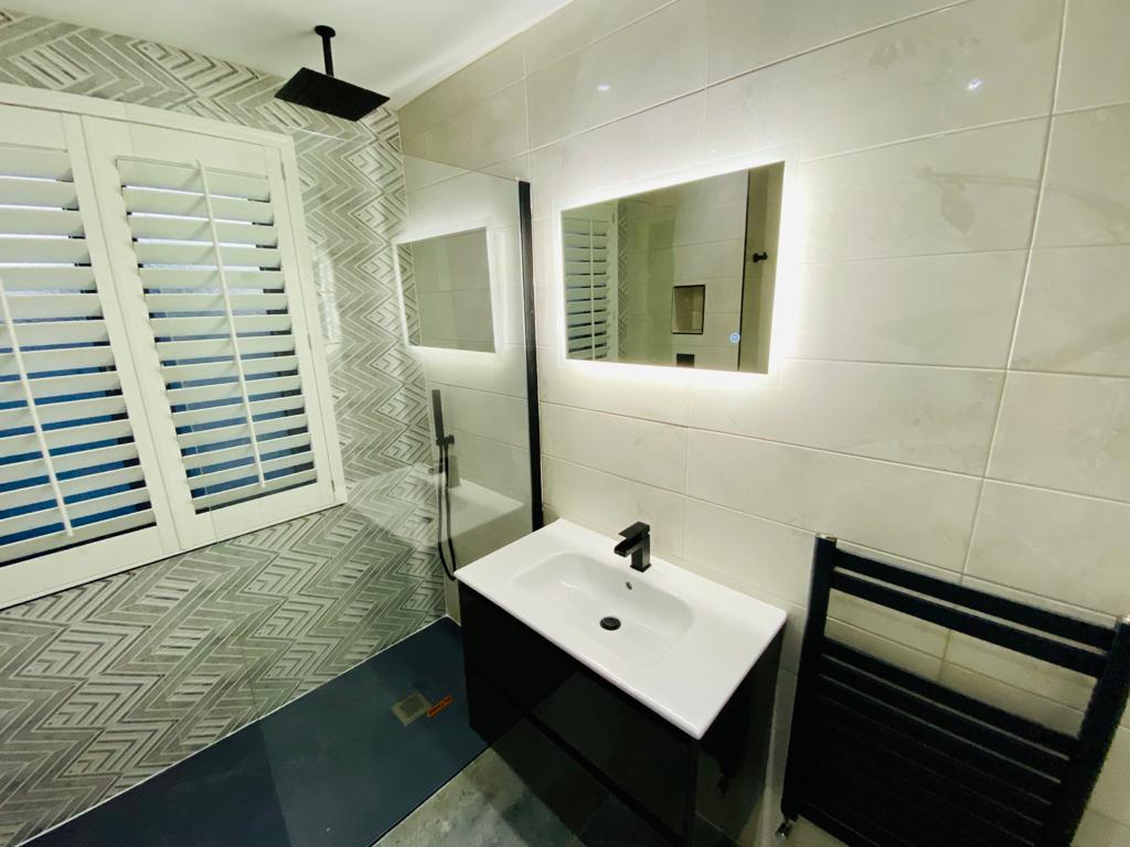 Attic Bathroom - Dublin Attic Specialists